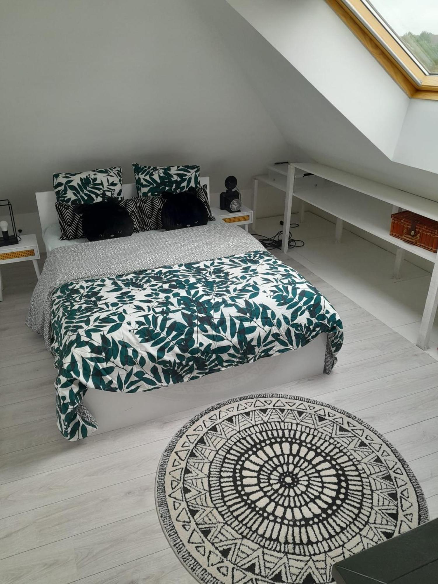 Logement Convivial, Charmant Et Spacieux サン・マルセル エクステリア 写真